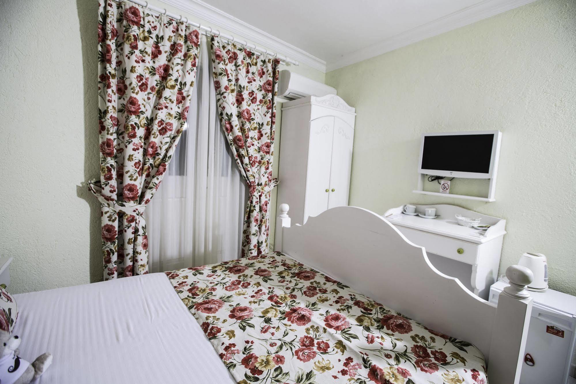 The White Hotel Alaçatı Exteriér fotografie